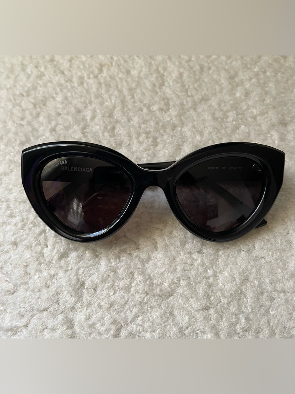 Balenciaga Cat eye Sunglasses